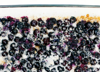 Coconut Blueberry Baked Crumble