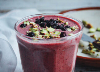 Ginger Blueberry Smoothie