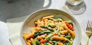 Easy 'Cheesy' Protein-Packed Rosé Pasta