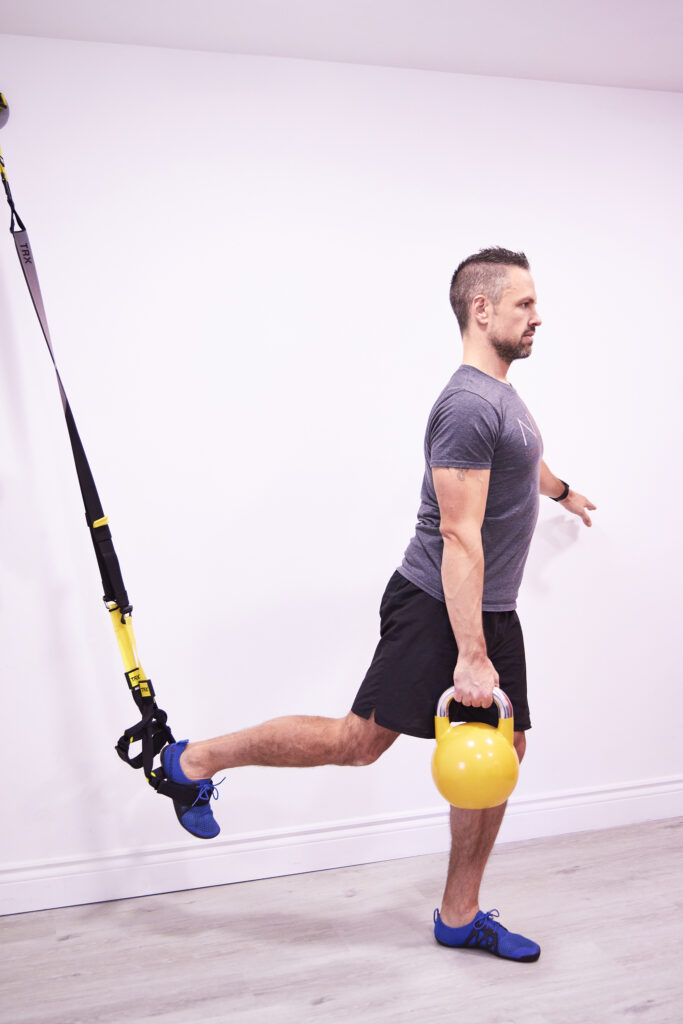 Suspension Trainer Lunge with Kettlebell 2