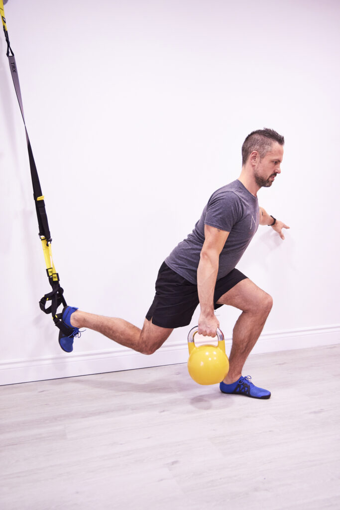 Suspension Trainer Lunge with Kettlebell 1