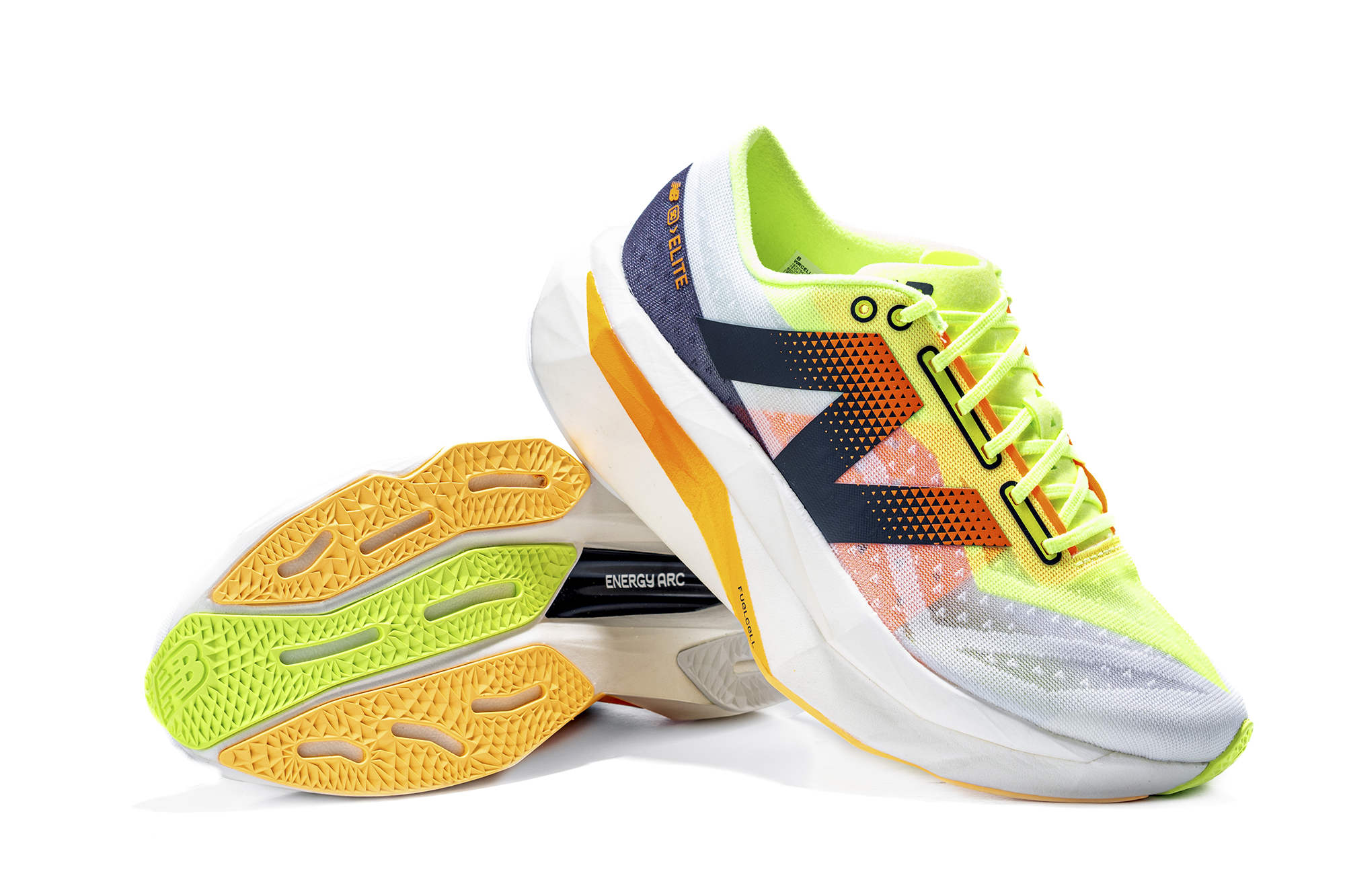 NEW BALANCE FuelCell SuperComp Elite V4