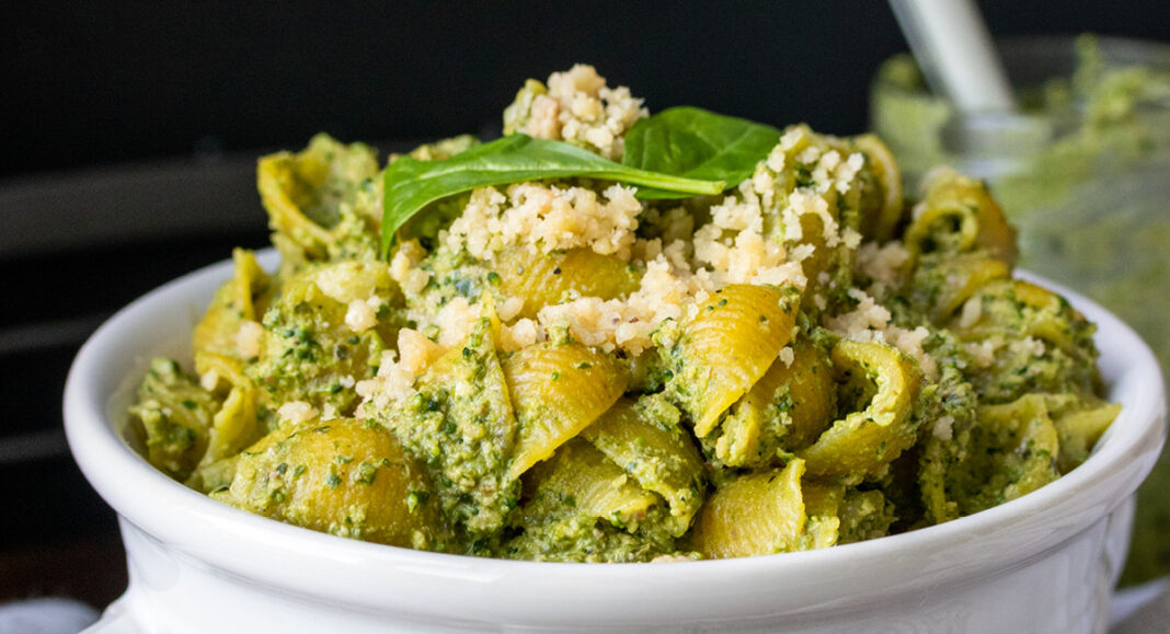 Easy Broccoli Pesto Pasta