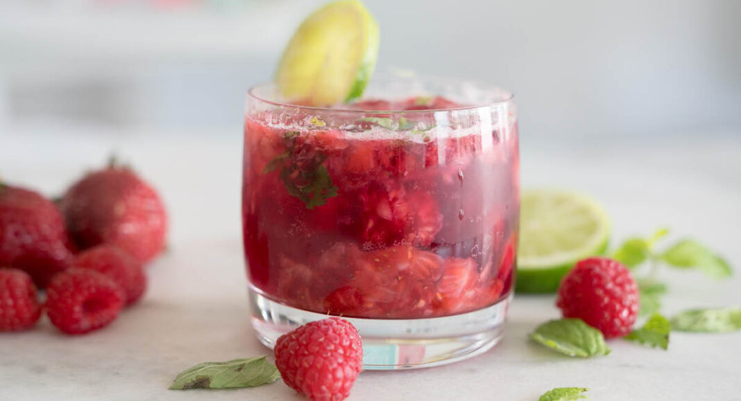 Mixed Berry Kombucha Mojito Mocktail