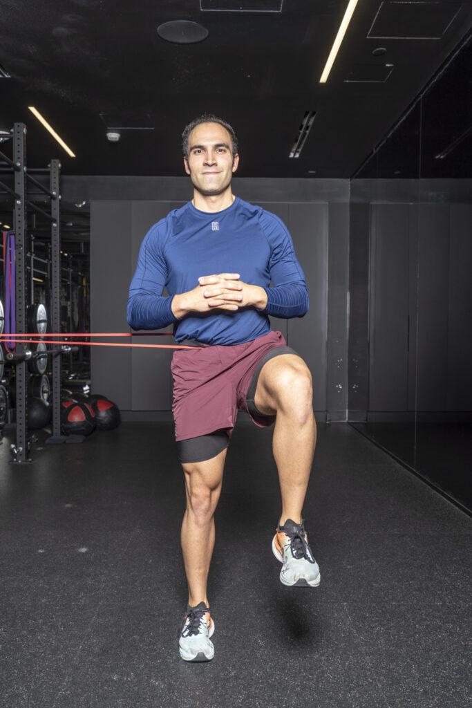 Lateral Band Walk to Curtsy Lunge
