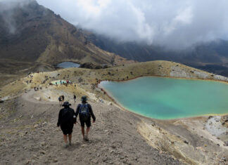 New Zealand’s Tongariro Alpine Crossing Tongariro Alpine Crossing